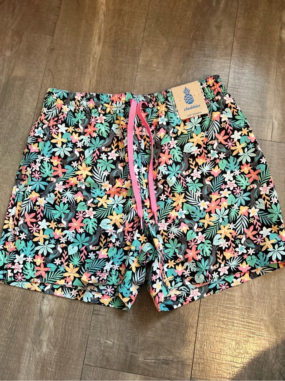 Chubbies Bloomerangs Tropical Swim Trunks Men’s Medium 5.5” Inseam Drawstring - Picture 5 of 8
